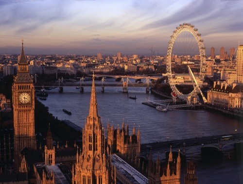 Río Támesis a su paso por Londres